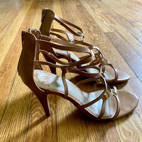 Fergalicious Strappy Brown Heel - Picture 3 of 6